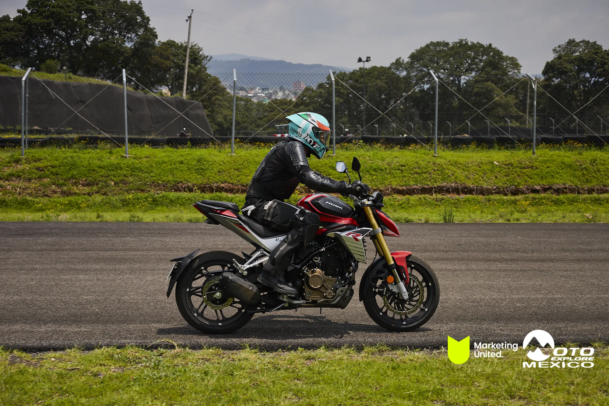 HUNK TRACKDAY 362